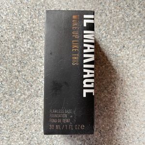 Il Makiage Woke Up Like This foundation  NEW in box, Shade 040